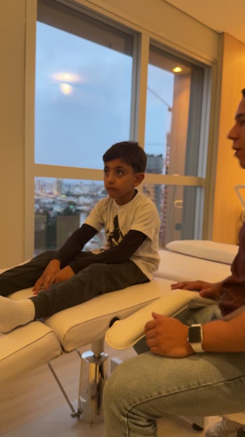 Espaço reservado para vídeo real de mobilidade antes do treino